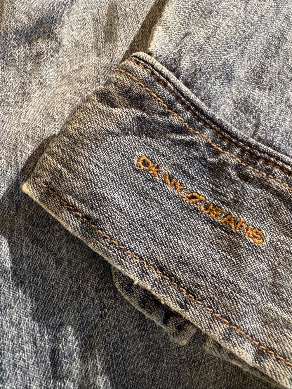 DKNY Jeans Light Wash Western Denim Button-Up Shirt - Picture 5 of 9